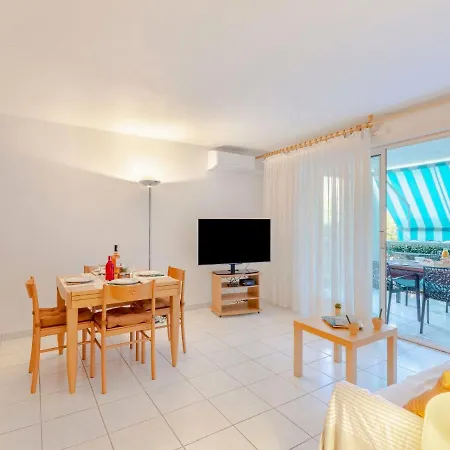 Le Clos Saens-3 By Interhome Appartamento *